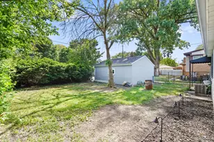 5505 Oakton St, Morton Grove, IL 60053 - Photo 22