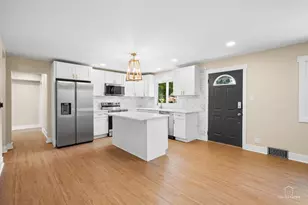5505 Oakton St, Morton Grove, IL 60053 - Photo 8
