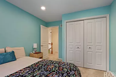 1121 Williamsburg Circle, Grayslake, IL 60030 - Photo 20