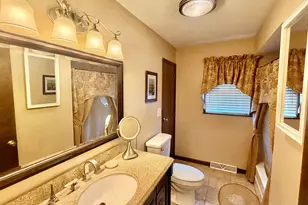545 Meadowbrook, Centralia, IL 62801 - Photo 12