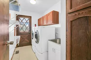 4 Genevieve Ln, Champaign, IL 61822 - Photo 6