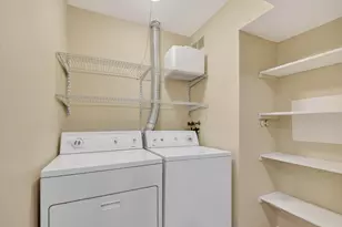 1379 Ct Marguerite Ct, Hanover Park, IL 60133 - Photo 38