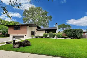 818 East Ave, Park Ridge, IL 60068 - Photo 2