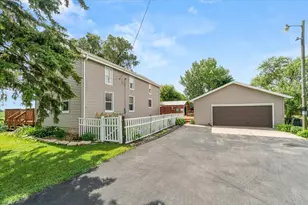 2418 N 47th Rd, Somonauk, IL 60552 - Photo 2