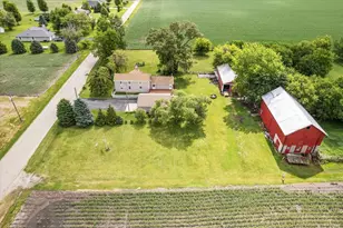 2418 N 47th Rd, Somonauk, IL 60552 - Photo 28
