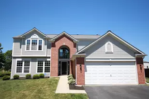 4 Catalpa Ct, Bolingbrook, IL 60490 - Photo 2