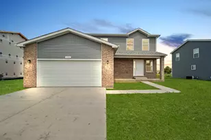 718 Western Dr, Braidwood, IL 60408 - Photo 1