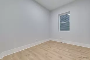 1746 N California Ave, Chicago, IL 60647 - Photo 10