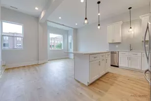 1746 N California Ave, Chicago, IL 60647 - Photo 4