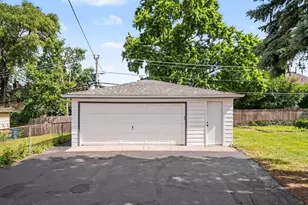 126 59th St, Willowbrook, IL 60527 - Photo 28