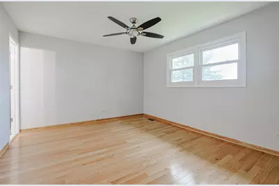 1213 Hawkins Avenue, Downers Grove, IL 60516 - Photo 14