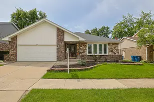 1213 Hawkins Ave, Downers Grove, IL 60516 - Photo 1