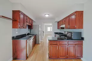 1213 Hawkins Ave, Downers Grove, IL 60516 - Photo 8