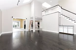 4072 Broadmoor Cir, Naperville, IL 60564 - Photo 8