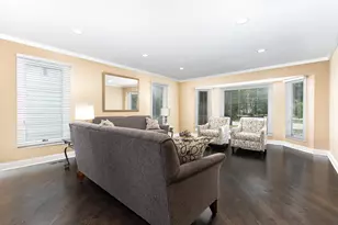 4072 Broadmoor Cir, Naperville, IL 60564 - Photo 4