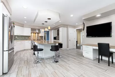 4072 Broadmoor Circle, Naperville, IL 60564 - Photo 12