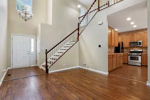 444 Jamestown Ct, Aurora, IL 60502 - Photo 10