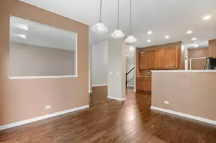 444 Jamestown Ct, Aurora, IL 60502 - Photo 6