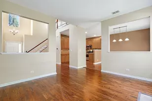 444 Jamestown Ct, Aurora, IL 60502 - Photo 4