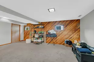 8622 W 90th Pl, Hickory Hills, IL 60457 - Photo 20
