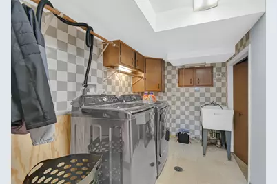 8622 W 90th Place, Hickory Hills, IL 60457 - Photo 18