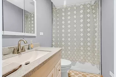 8622 W 90th Place, Hickory Hills, IL 60457 - Photo 16