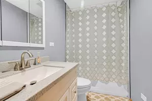 8622 W 90th Pl, Hickory Hills, IL 60457 - Photo 16