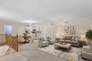 1520 Queen Ann Ln, Gurnee, IL 60031 - Photo 2