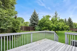1520 Queen Ann Ln, Gurnee, IL 60031 - Photo 24