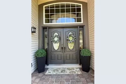 9011 Coppergate Road, Woodridge, IL 60517 - Photo 2