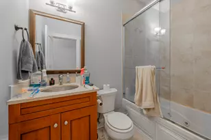 1924 W Diversey Ave, Chicago, IL 60614 - Photo 8