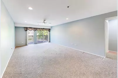 382 Kelburn Road #221, Deerfield, IL 60015 - Photo 4
