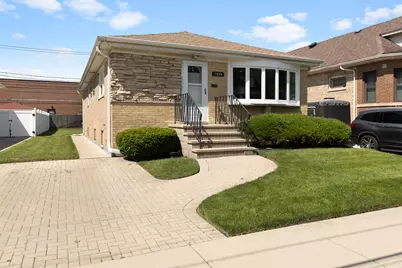 7046 N Franks Avenue, Niles, IL 60714 - Photo 1