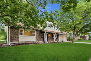 17636 Baker Ave, Country Club Hills, IL 60478 - Photo 2