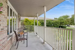 8007 Alexandria Dr, Tinley Park, IL 60477 - Photo 2