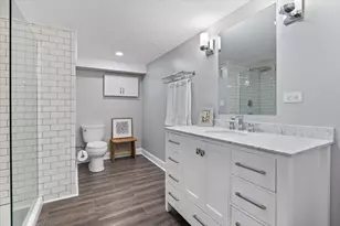 131 Joyce Pl, Park Ridge, IL 60068 - Photo 24