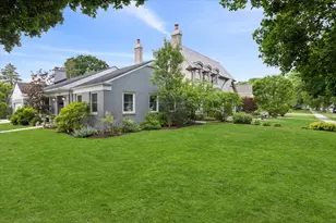 131 Joyce Pl, Park Ridge, IL 60068 - Photo 28