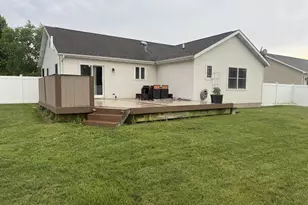 731 Clancy Dr, Dalzell, IL 61320 - Photo 26