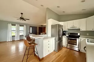 731 Clancy Dr, Dalzell, IL 61320 - Photo 12