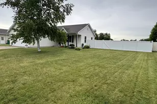 731 Clancy Dr, Dalzell, IL 61320 - Photo 24
