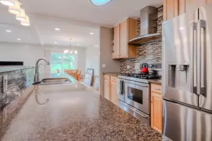 1260 Franklin Ln, Buffalo Grove, IL 60089 - Photo 8