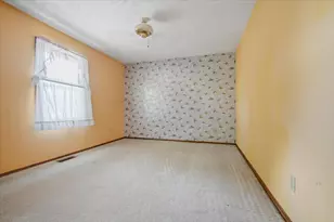 1301 Chadwick Dr, Normal, IL 61761 - Photo 26