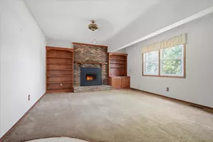 1301 Chadwick Dr, Normal, IL 61761 - Photo 12