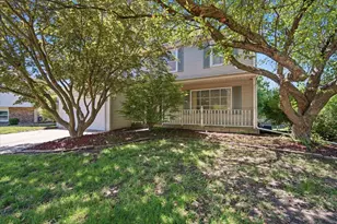 1301 Chadwick Dr, Normal, IL 61761 - Photo 2