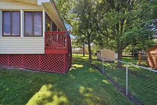 1301 Chadwick Dr, Normal, IL 61761 - Photo 34