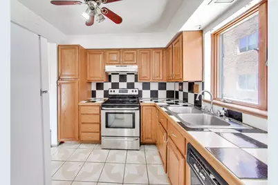 7908 W North Avenue #201C, Elmwood Park, IL 60707 - Photo 8