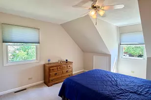 1137 Loyola Dr, Libertyville, IL 60048 - Photo 28