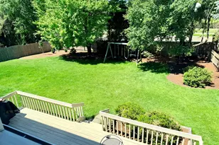 1137 Loyola Dr, Libertyville, IL 60048 - Photo 18