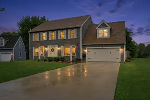 269 Concord Square, Gurnee, IL 60031 - Photo 1