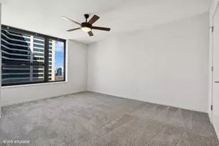 1160 S Michigan Ave, Chicago, IL 60605 - Photo 8